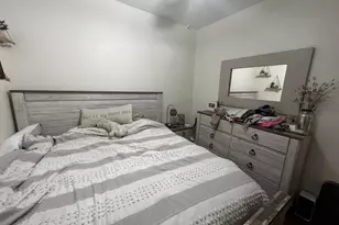 3327 N Hamilton Ave, Chicago, IL 60618 - Photo 11