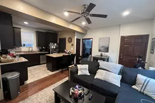 3327 N Hamilton Ave, Chicago, IL 60618 - Photo 3