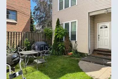 3327 N Hamilton Avenue #2R, Chicago, IL 60618 - Photo 21