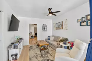 13219 S Houston Ave, Chicago, IL 60633 - Photo 3