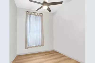 13219 S Houston Avenue, Chicago, IL 60633 - Photo 5