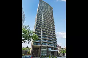 3470 N Lake Shore Dr, Chicago, IL 60657 - Photo 1