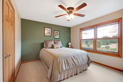 752 Easton Lane, Elk Grove Village, IL 60007 - Photo 21