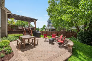 752 Easton Ln, Elk Grove Village, IL 60007 - Photo 27