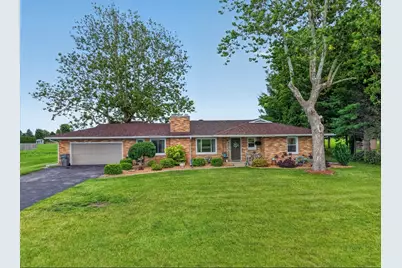 1564 E 16th Road, Streator, IL 61364 - Photo 1