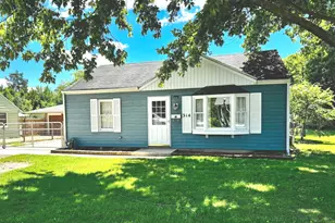 314 E Church St, Plano, IL 60545 - Photo 1