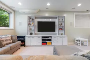 1536 W Walton St, Chicago, IL 60642 - Photo 21