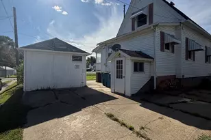 203 E 4th St, Depue, IL 61322 - Photo 13
