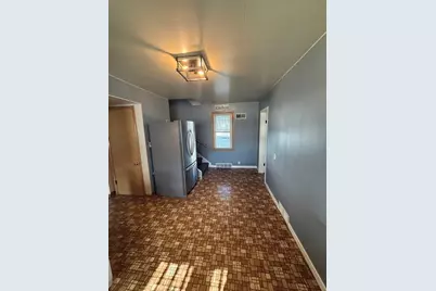 203 E 4th Street, Depue, IL 61322 - Photo 5