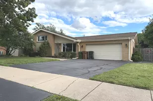6259 W 91st Pl, Oak Lawn, IL 60453 - Photo 1
