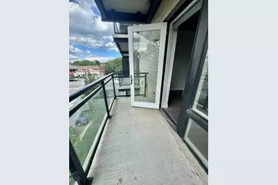 2407 W Eastwood Avenue #303, Chicago, IL 60625 - Photo 15