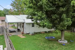 205 N Orchard St, Mackinaw, IL 61755 - Photo 19