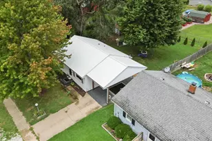 205 N Orchard St, Mackinaw, IL 61755 - Photo 21
