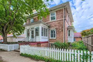 7356 N Ashland Blvd, Chicago, IL 60626 - Photo 1