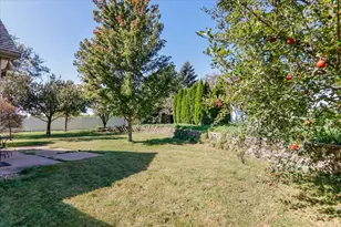 3002 Neaves Dr, Bloomington, IL 61704 - Photo 31