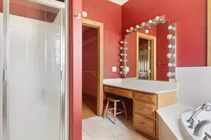 3002 Neaves Dr, Bloomington, IL 61704 - Photo 17