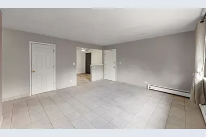 255 E Oak Street #12, Addison, IL 60101 - Photo 5