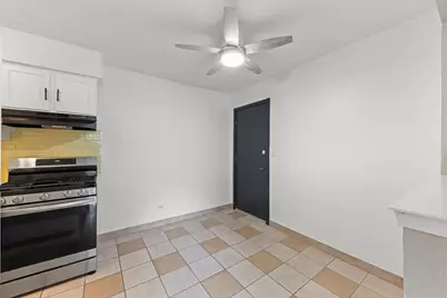 255 E Oak Street #12, Addison, IL 60101 - Photo 7