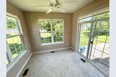 21214 Lily Lake Lane, Crest Hill, IL 60403 - Photo 9