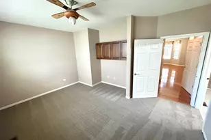 21214 Lily Lake Ln, Crest Hill, IL 60403 - Photo 11