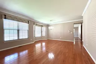 21214 Lily Lake Ln, Crest Hill, IL 60403 - Photo 3