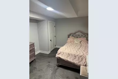 8003 Menard Avenue, Burbank, IL 60459 - Photo 9