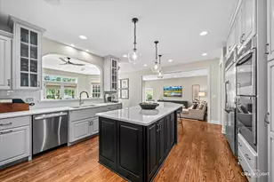 5308 Prairie Sage Ln, Naperville, IL 60564 - Photo 9