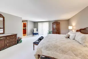 1424 Bates Ln, Schaumburg, IL 60193 - Photo 11