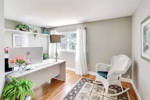1424 Bates Ln, Schaumburg, IL 60193 - Photo 17