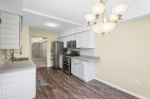 6855 Forestview Dr, Oak Forest, IL 60452 - Photo 15