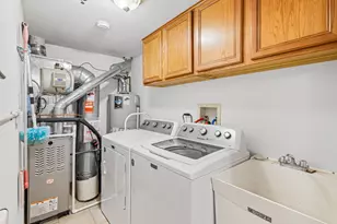 6855 Forestview Dr, Oak Forest, IL 60452 - Photo 27
