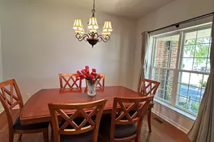 39W219 E Mallory Dr, Geneva, IL 60134 - Photo 13