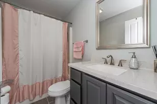 301 English Ln, Winthrop Harbor, IL 60096 - Photo 29