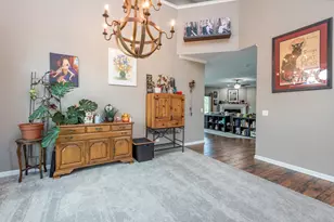 301 English Ln, Winthrop Harbor, IL 60096 - Photo 9