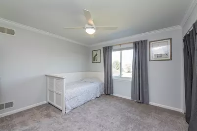 301 English Lane, Winthrop Harbor, IL 60096 - Photo 27