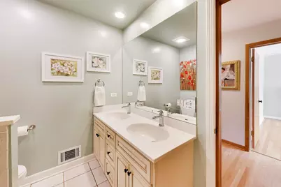 1500 W Blackhawk Drive, Mount Prospect, IL 60056 - Photo 41