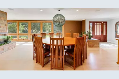 1500 W Blackhawk Drive, Mount Prospect, IL 60056 - Photo 9