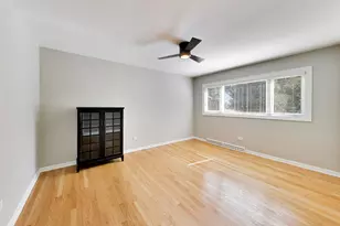 1500 W Blackhawk Dr, Mount Prospect, IL 60056 - Photo 39