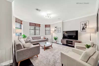 6254 N Bell Avenue #T, Chicago, IL 60659 - Photo 5