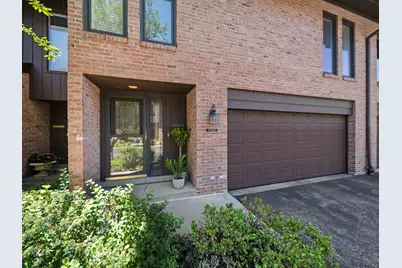 1715 Wildberry Drive #E, Glenview, IL 60025 - Photo 1