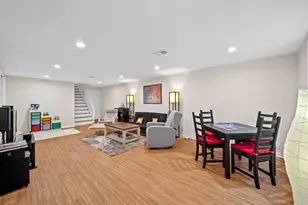 1715 Wildberry Dr, Glenview, IL 60025 - Photo 29