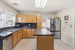1724 Hovland Ct, Evanston, IL 60201 - Photo 15