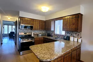 7043 40th St, Stickney, IL 60402 - Photo 7