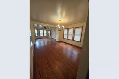 7124 S Troy Avenue, Chicago, IL 60629 - Photo 3