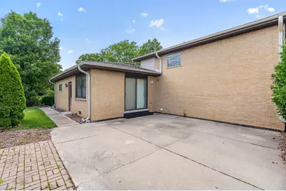 7305 Summit Road, Darien, IL 60561 - Photo 45