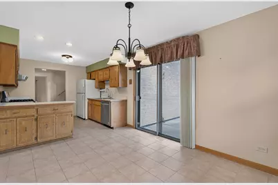 7305 Summit Road, Darien, IL 60561 - Photo 13