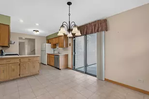 7305 Summit Rd, Darien, IL 60561 - Photo 13