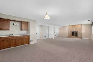 7305 Summit Rd, Darien, IL 60561 - Photo 31