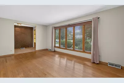 7305 Summit Road, Darien, IL 60561 - Photo 17