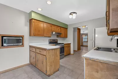 7305 Summit Road, Darien, IL 60561 - Photo 11